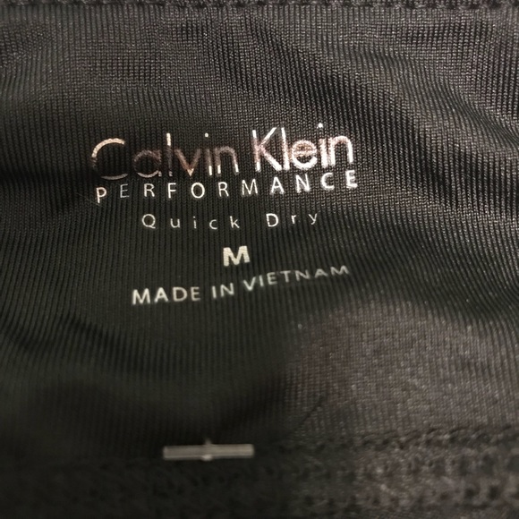‼️SOLD OUT‼️ Calvin Klein Performance Leggings - Picture 3 of 5